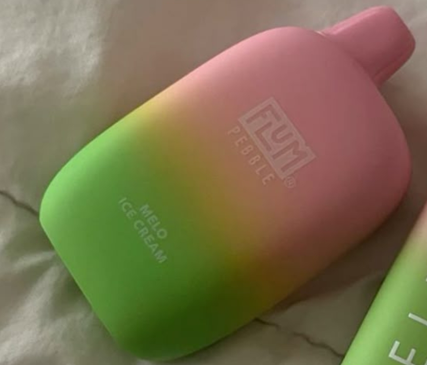 Ontdek de Toekomst van Dampen met Flum Pebble: Een Kristalheldere Ervaring